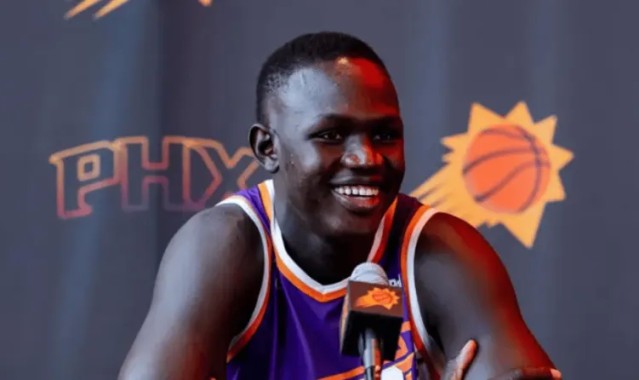 马卢阿奇：我五年前才开始打球，现在每天都在学习新东西